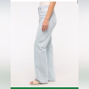 Abercrombie & Fitch Light Wash Flare Jeans